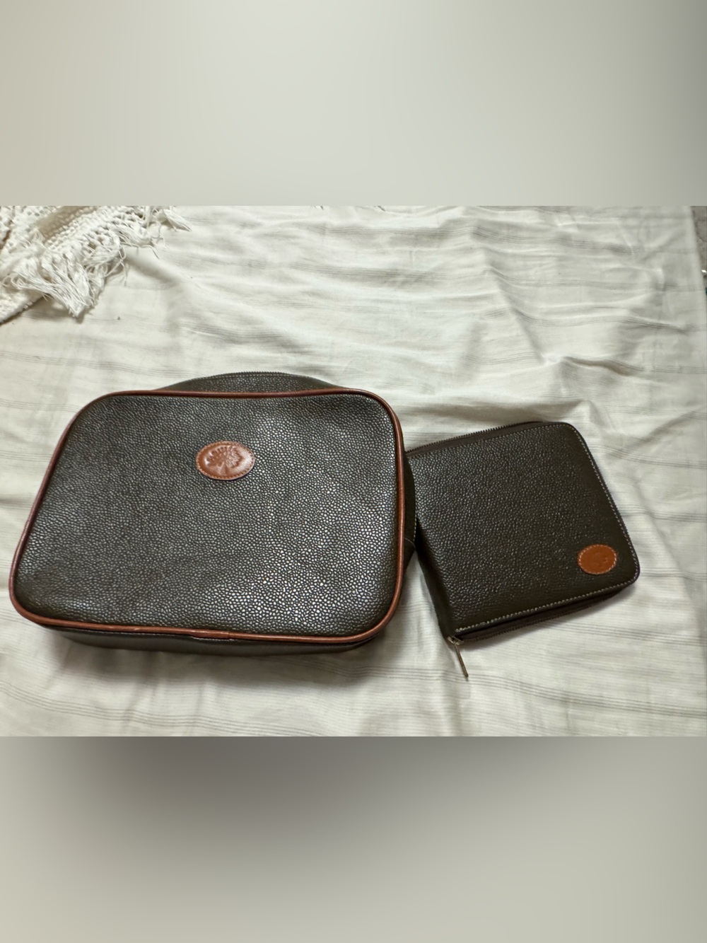 Vintage mulberry toiletry bag + CD bag